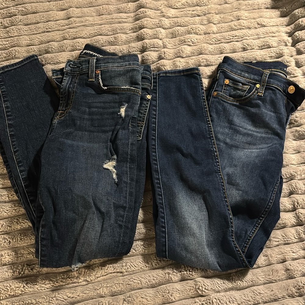 2 pairs of skinny jeans
